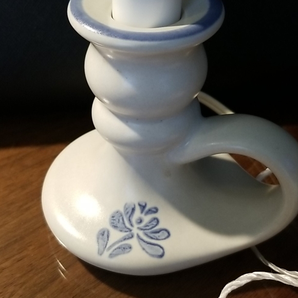 8 in tall Pfatzagraff Yorktowne Candlestick Lamp - Picture 2 of 3